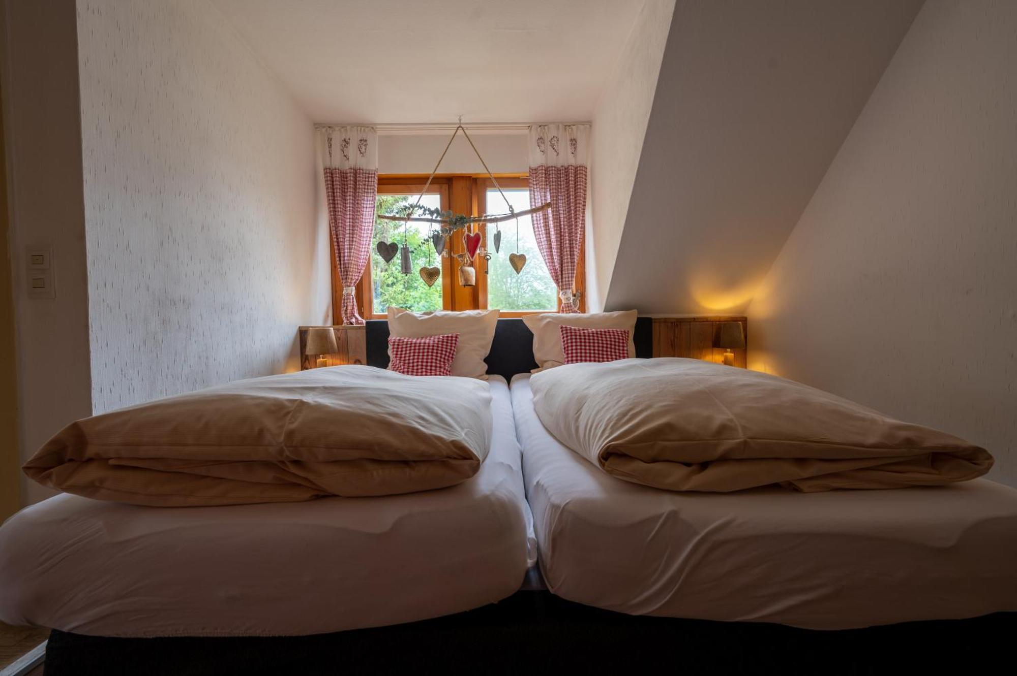 Zur Schmitte Bed & Breakfast Schmallenberg Ngoại thất bức ảnh